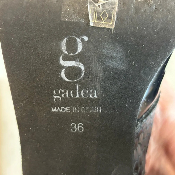 GADEA Sz 36 Croc and Patent Leather Lace Up Pointy Academia Vibe Oxfords Shoes - Picture 10 of 10